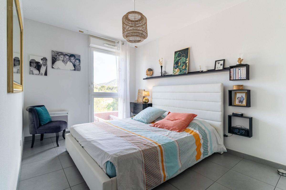 Appartement à MARSEILLE-9E