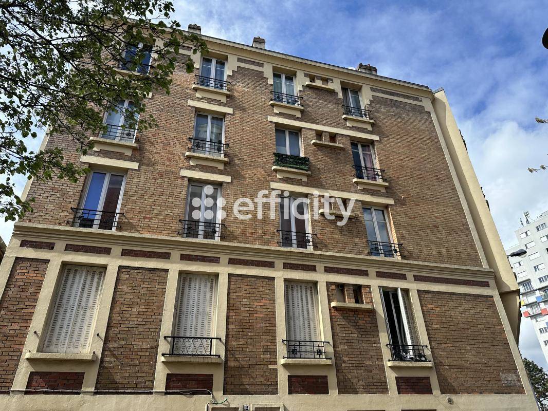 Appartement à LA COURNEUVE