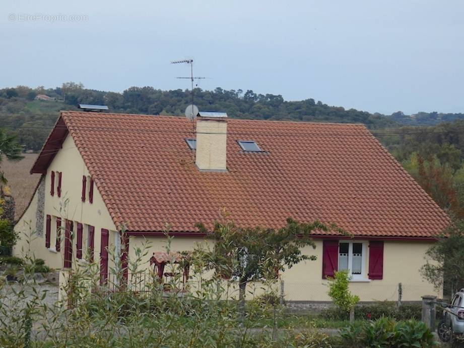 Maison à HAGETMAU