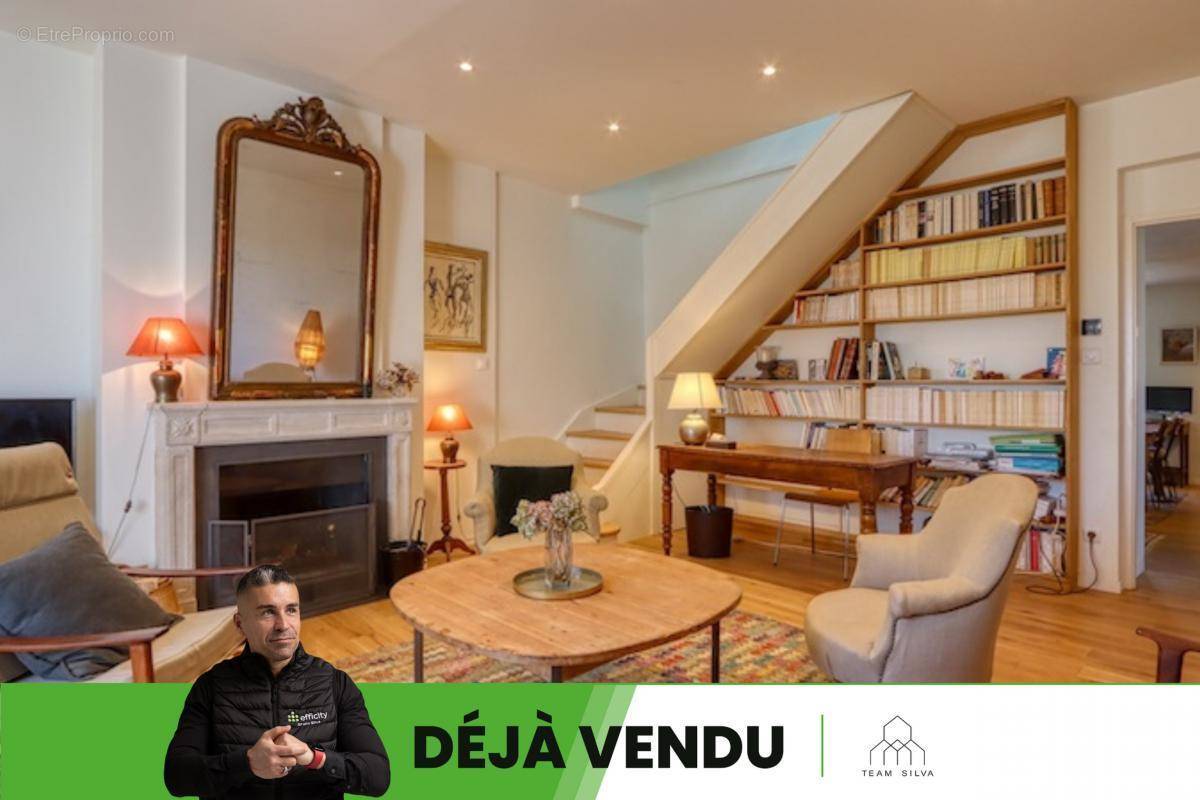 Appartement à PIERRE-BENITE