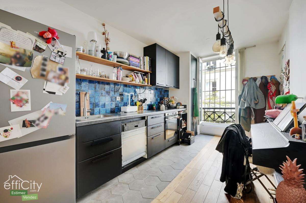 Appartement à PARIS-9E