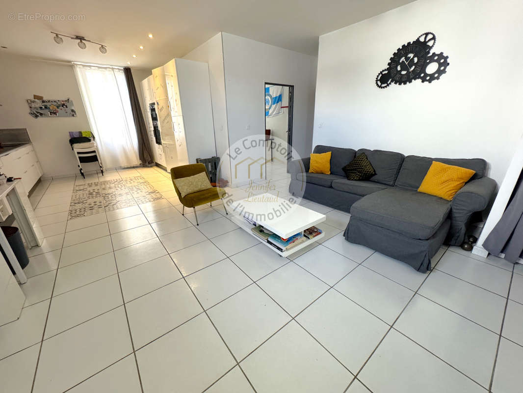 Appartement à MARSEILLE-16E