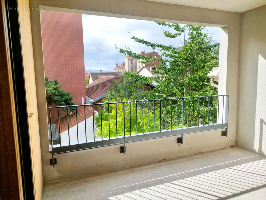 Appartement à EPINAY-SUR-SEINE