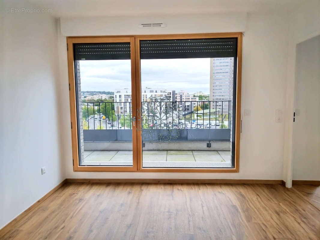 Appartement à EPINAY-SUR-SEINE