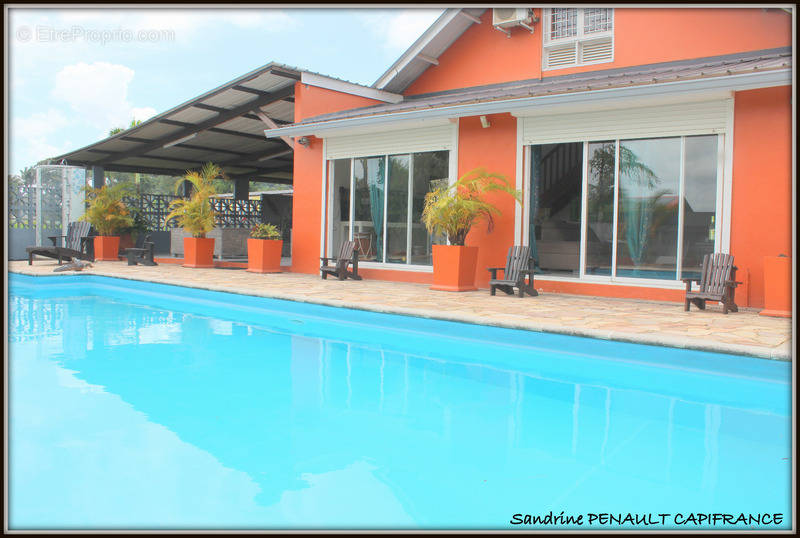 Appartement à KOUROU