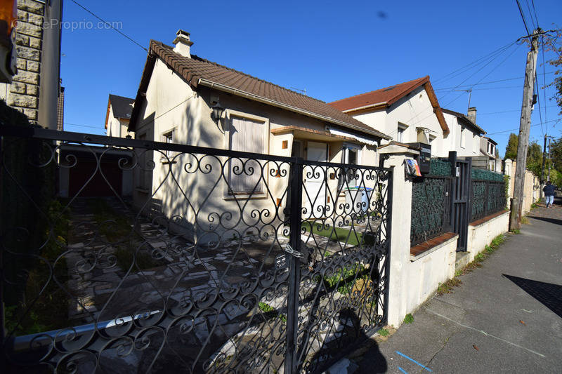 Maison à AULNAY-SOUS-BOIS