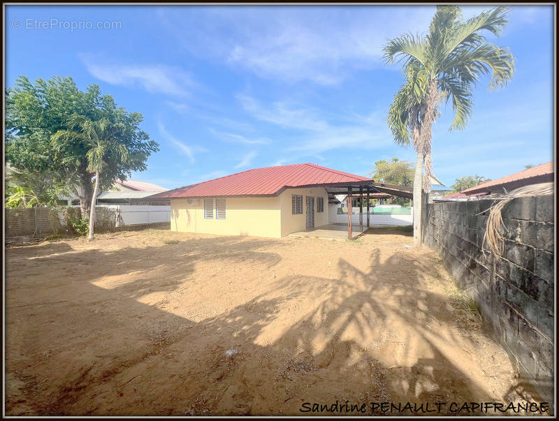 Maison à KOUROU