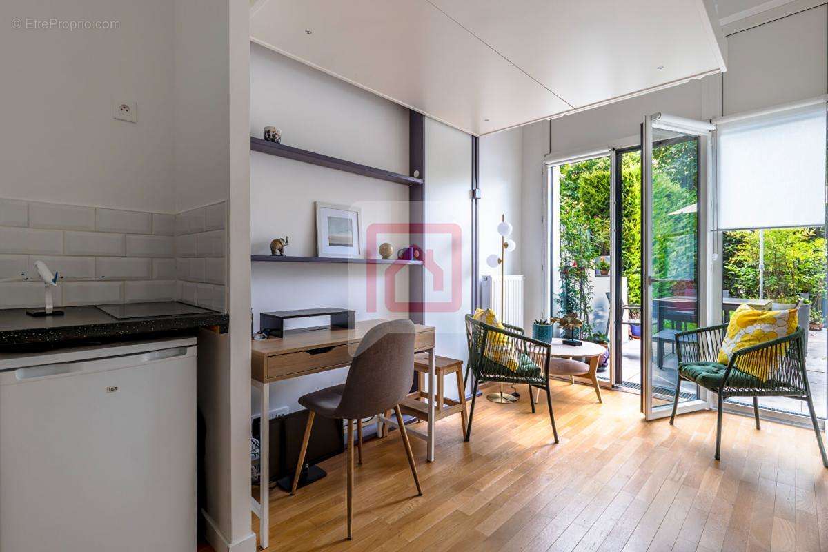 Appartement à MONTROUGE