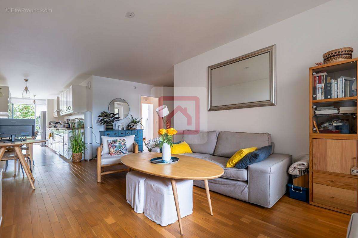 Appartement à MONTROUGE