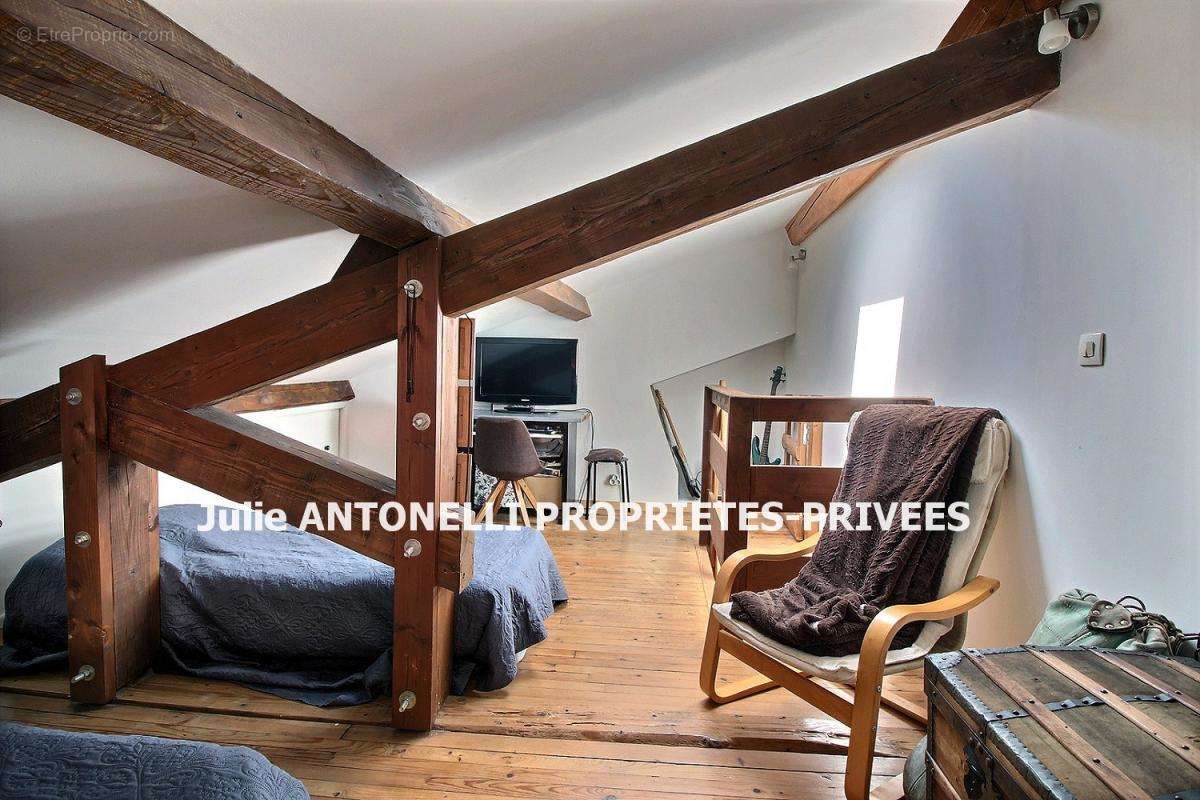 Appartement à AUREC-SUR-LOIRE