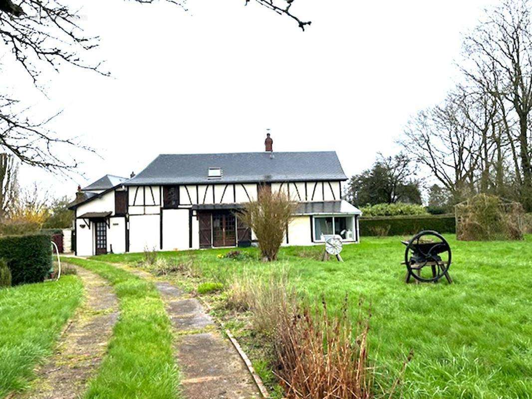 Maison à LA FEUILLIE