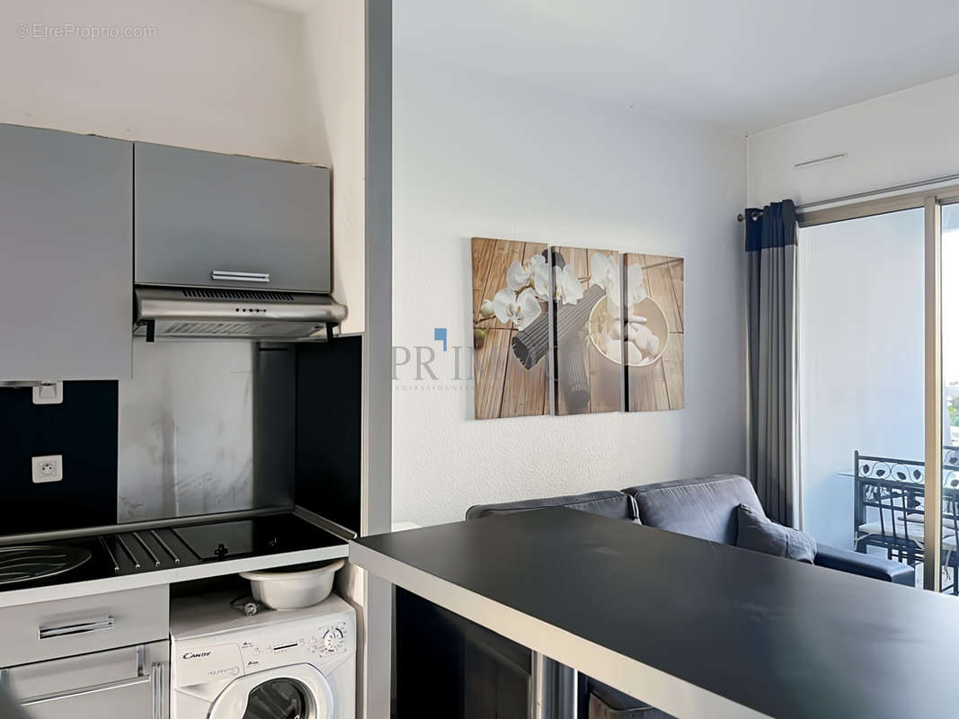 Appartement à VILLENEUVE-LOUBET