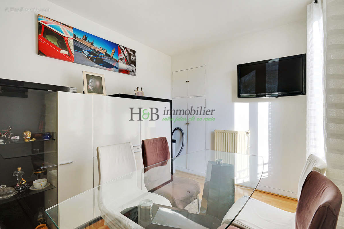 Appartement à PARIS-11E