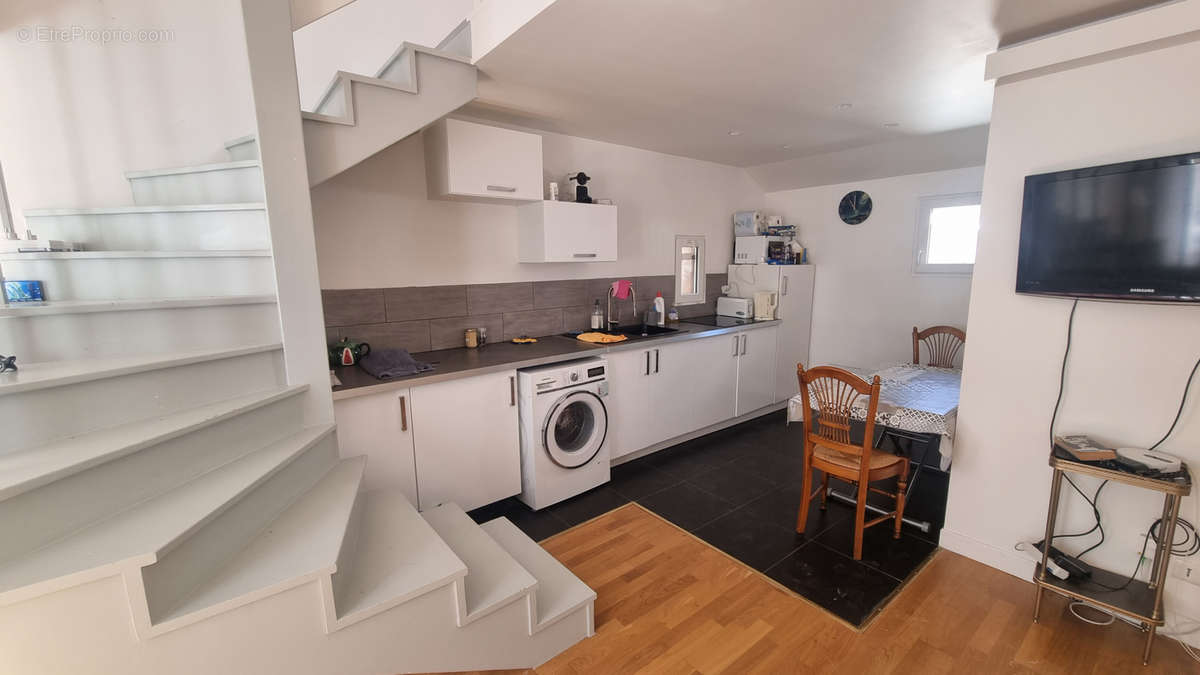 Appartement à PARIS-11E