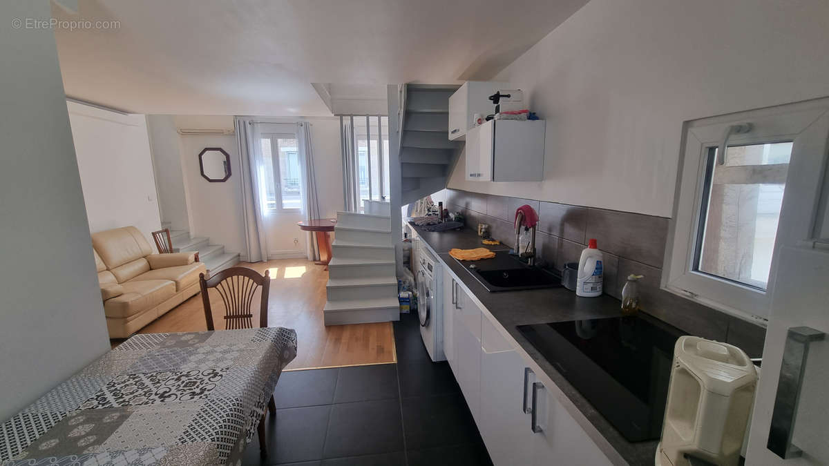 Appartement à PARIS-11E