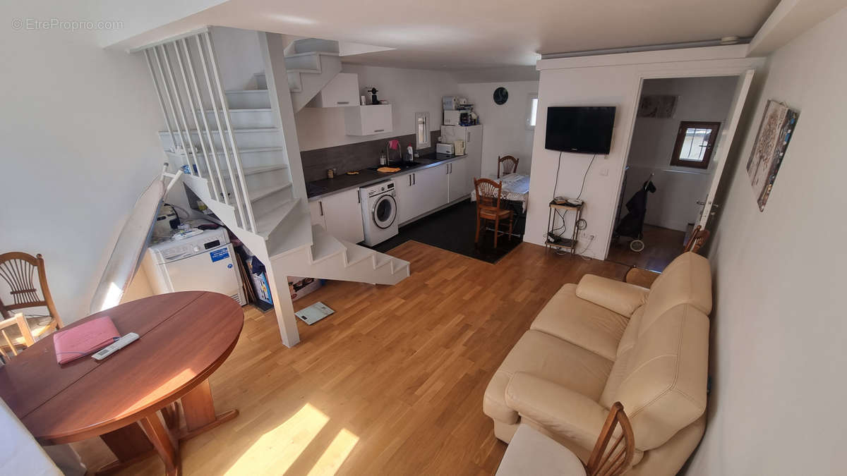 Appartement à PARIS-11E