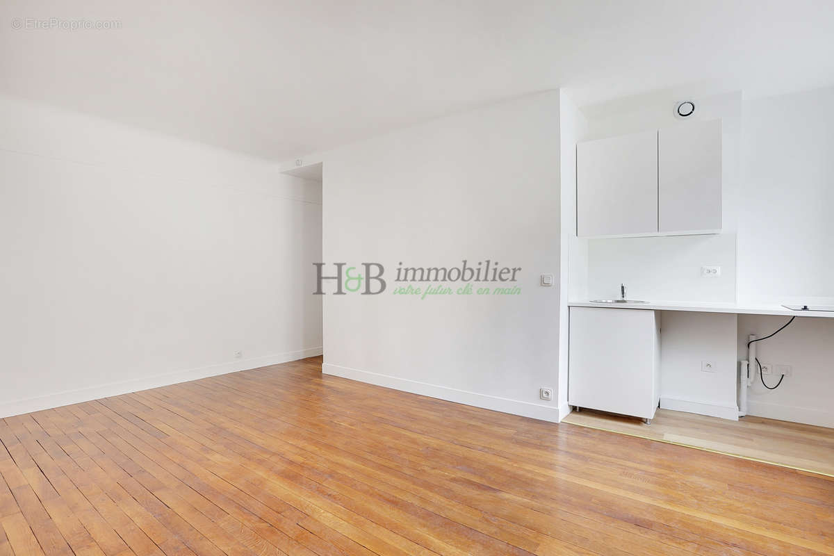 Appartement à PARIS-20E