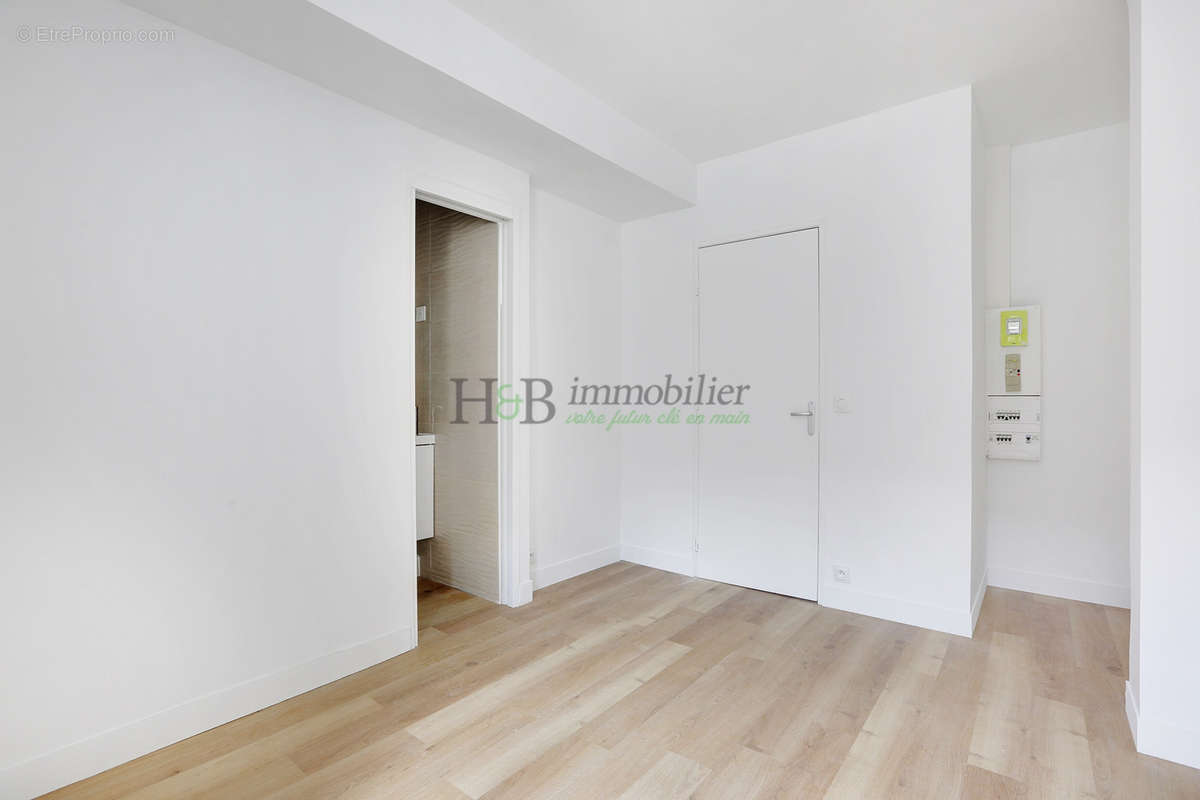 Appartement à PARIS-20E