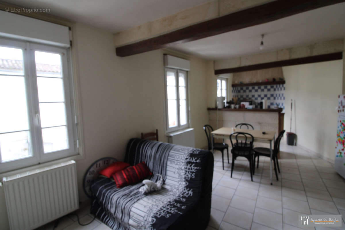 Appartement à PONS