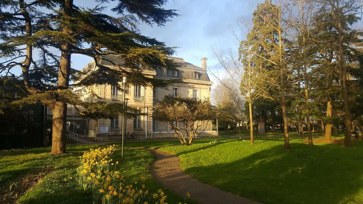 Appartement à BEGLES