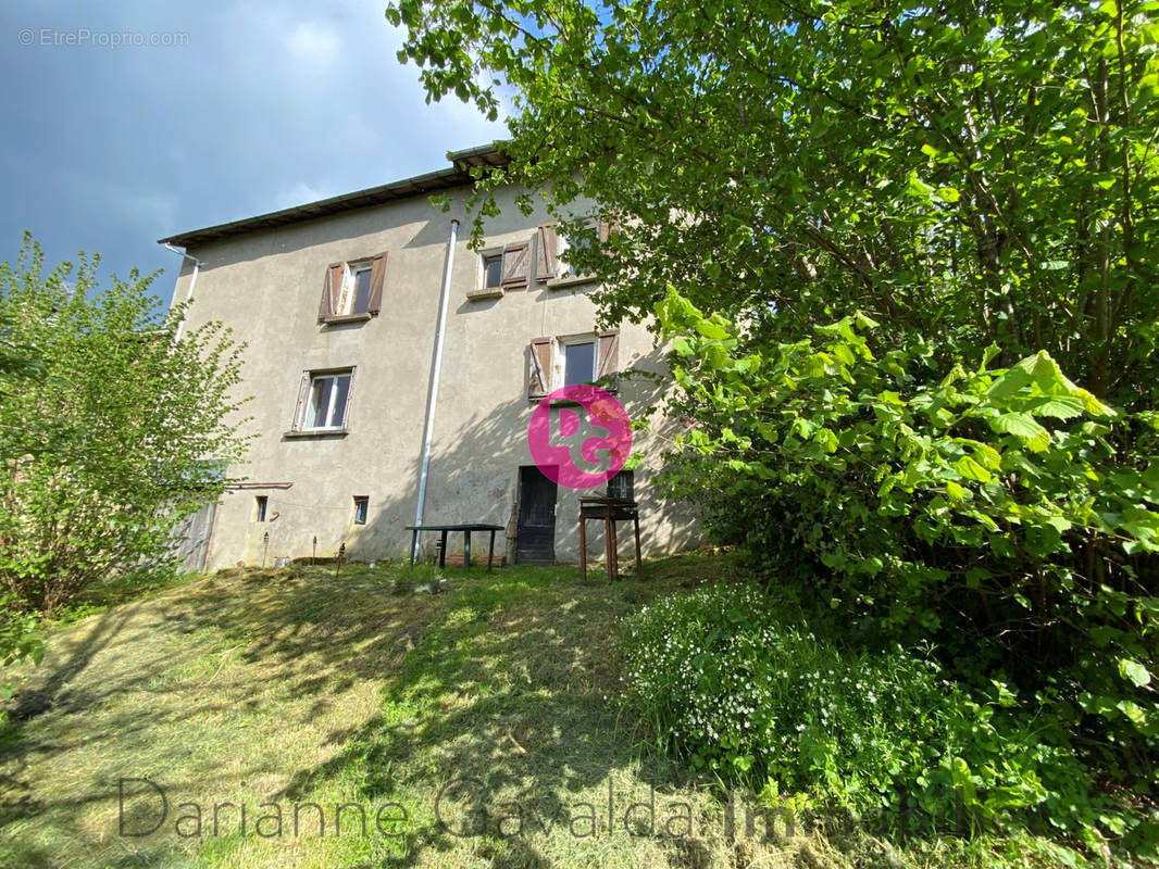 Maison à AUBIN