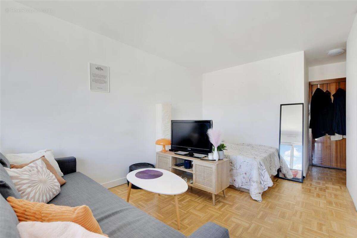 Appartement à PARIS-20E