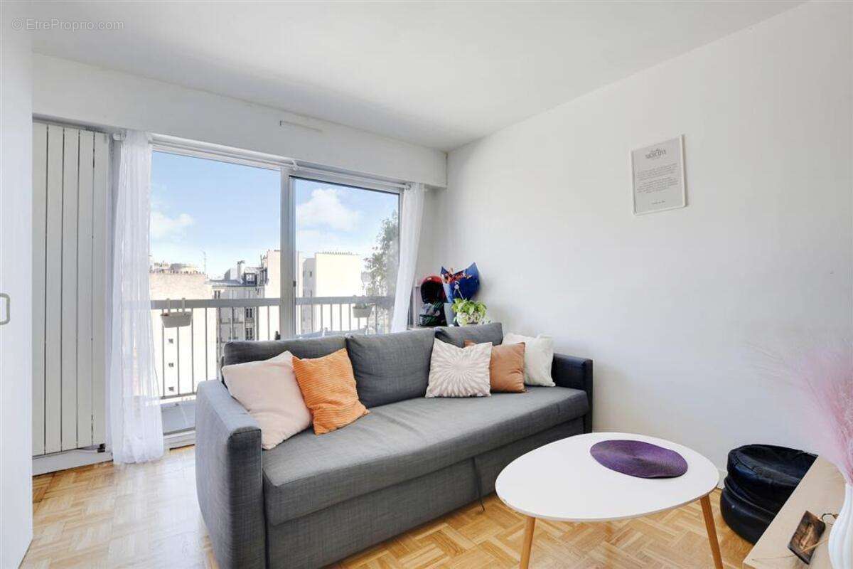 Appartement à PARIS-20E