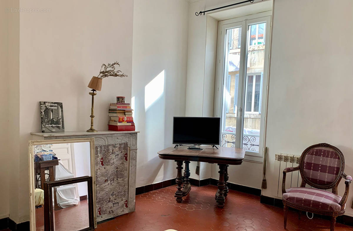 Appartement à MARSEILLE-5E