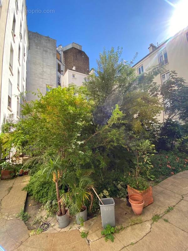 Appartement à PARIS-10E