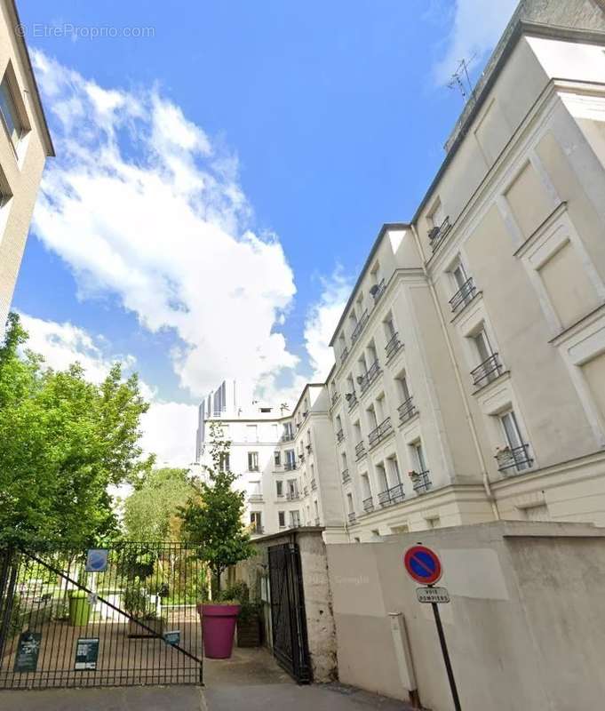 Appartement à PARIS-14E