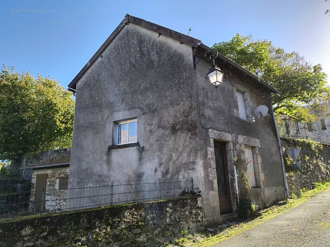 Maison à LAURIERE