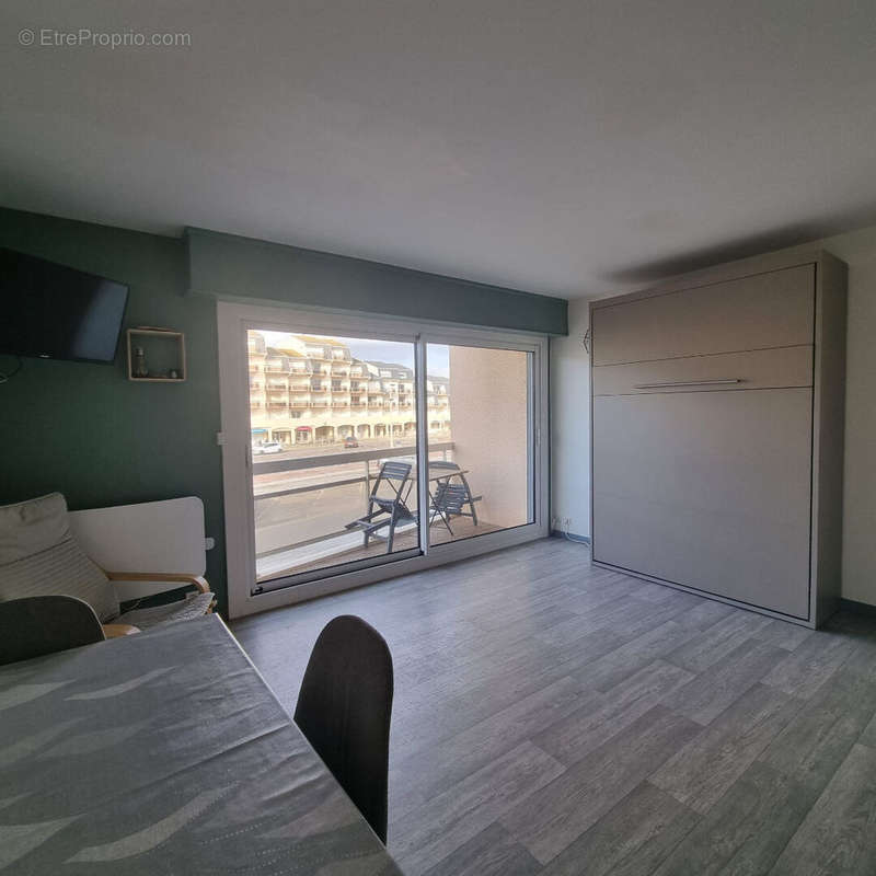 Appartement à CAMIERS