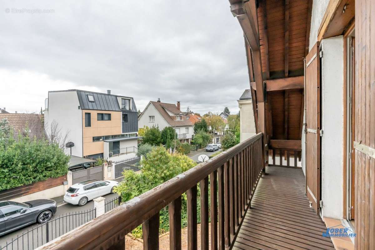 Maison à BRY-SUR-MARNE