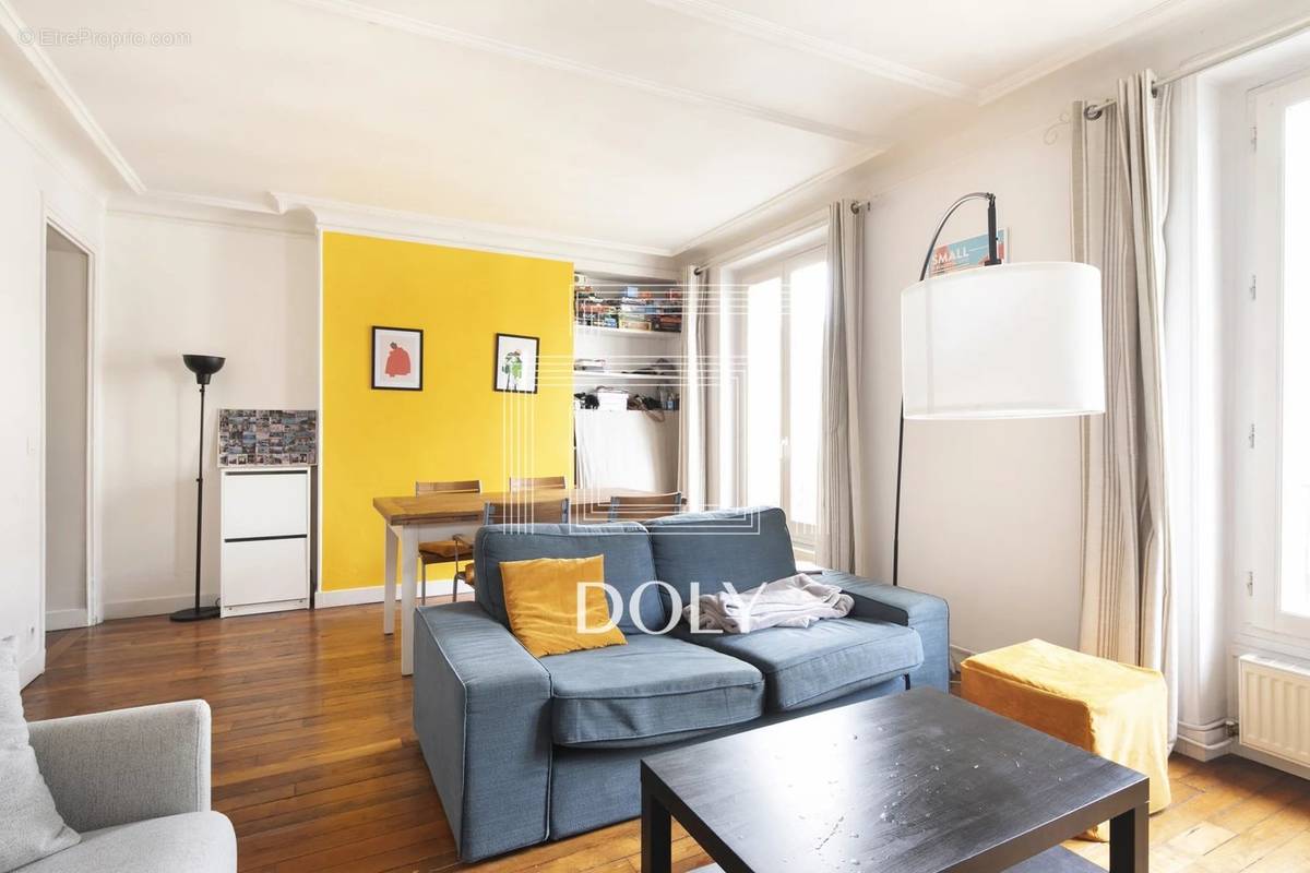 Appartement à PARIS-18E