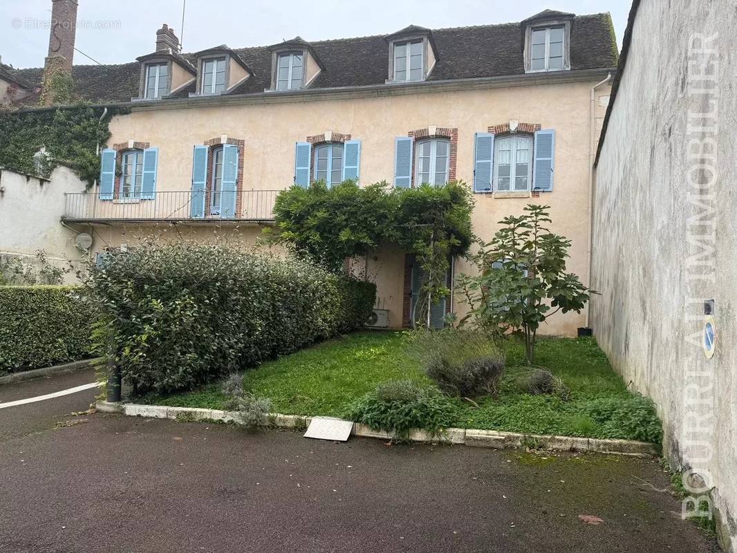 Appartement à JOIGNY