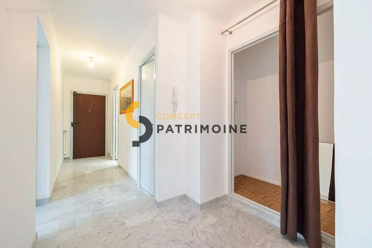 Appartement à VENCE