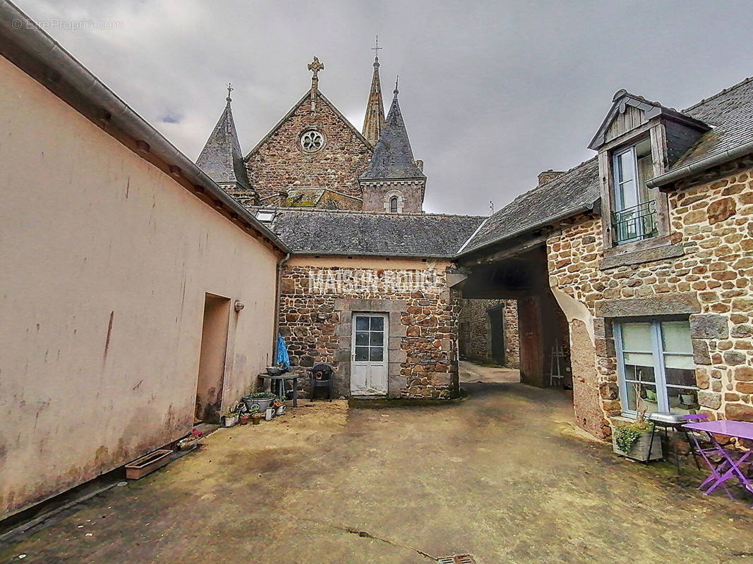 Appartement à BECHEREL