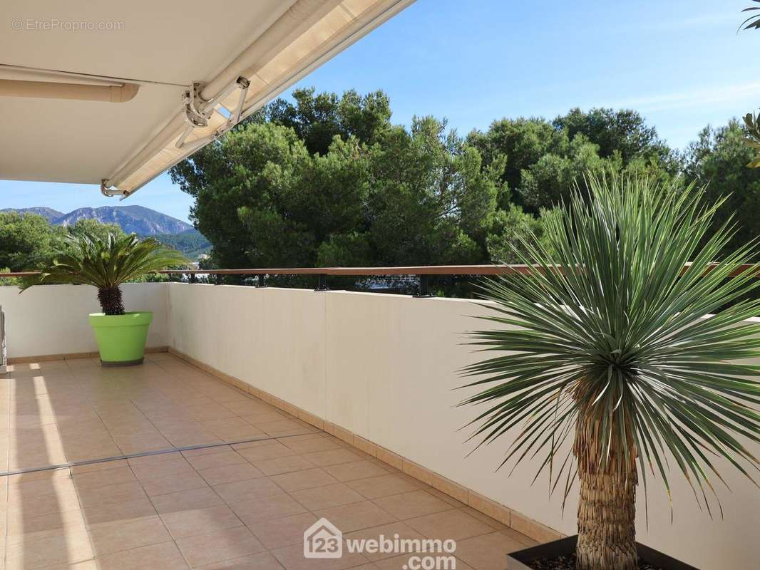 Appartement à MARSEILLE-9E