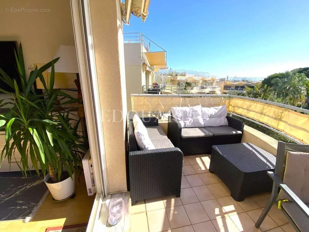 Appartement à ROQUEBRUNE-CAP-MARTIN