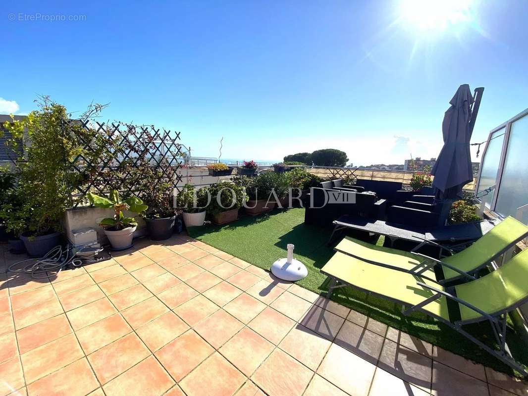 Appartement à ROQUEBRUNE-CAP-MARTIN