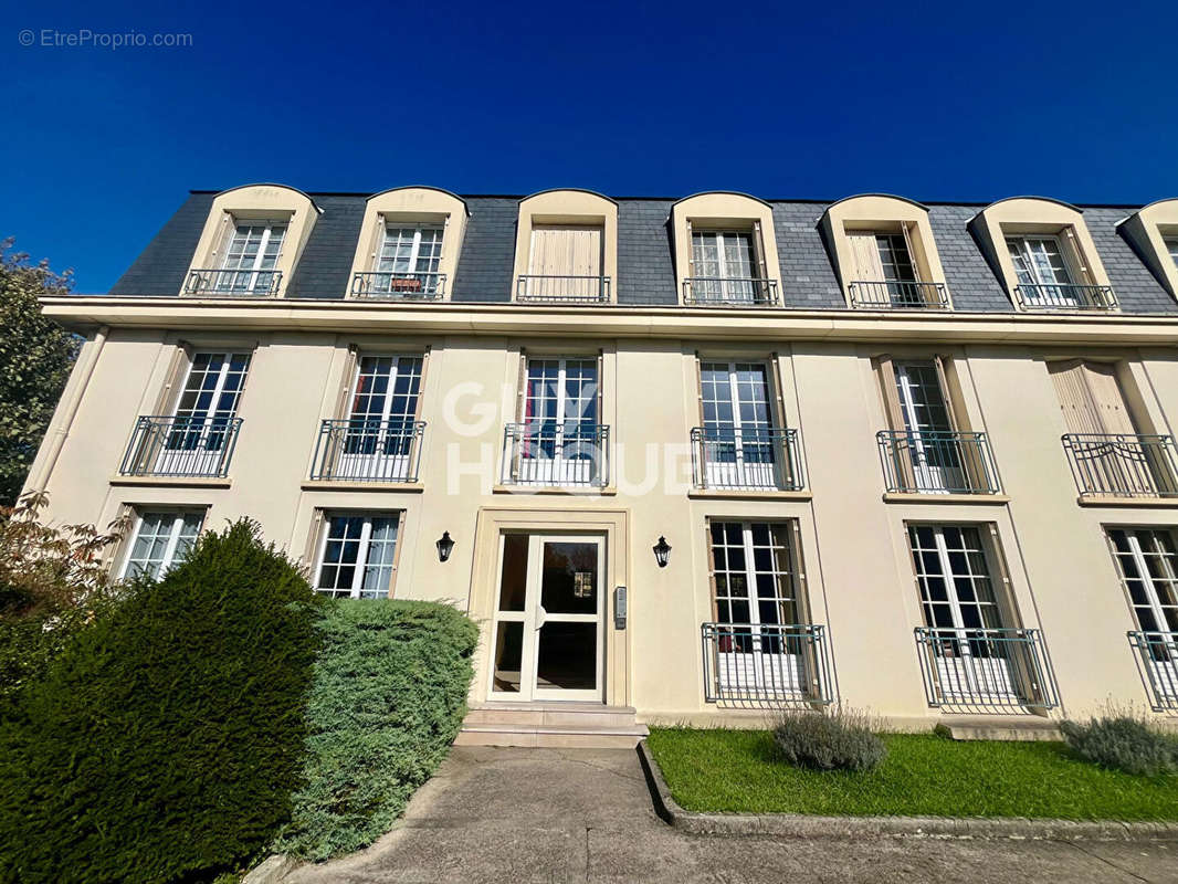 Appartement à VERSAILLES