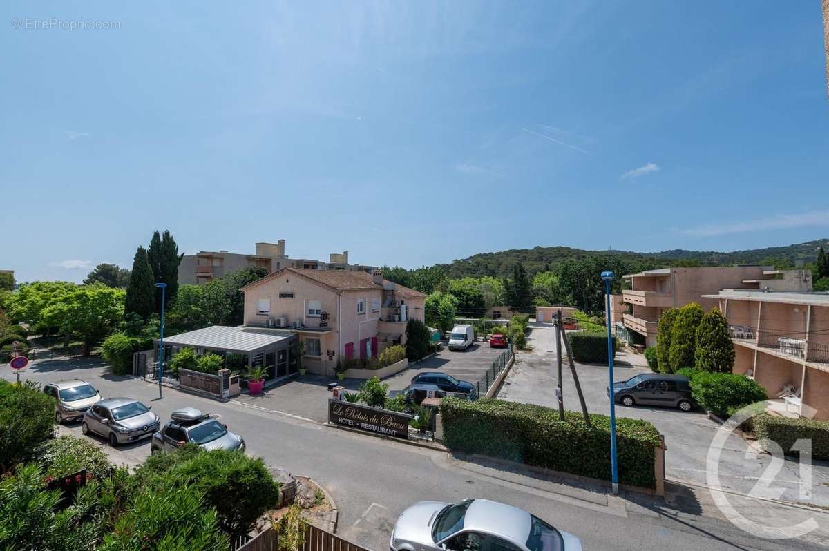 Appartement à BORMES-LES-MIMOSAS