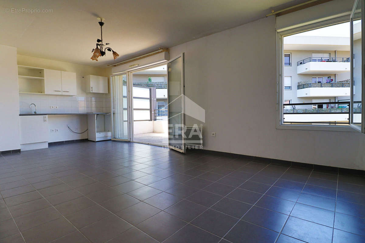 Appartement à MARSEILLE-11E