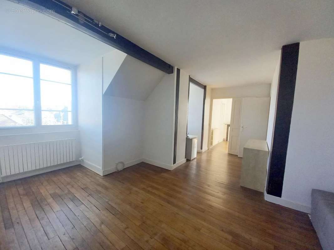 Appartement à BOIS-LE-ROI