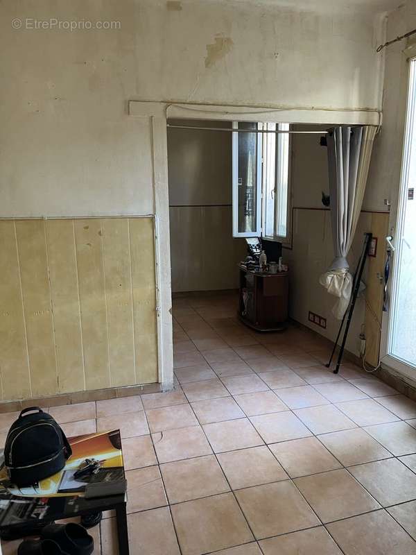 Appartement à MARSEILLE-3E