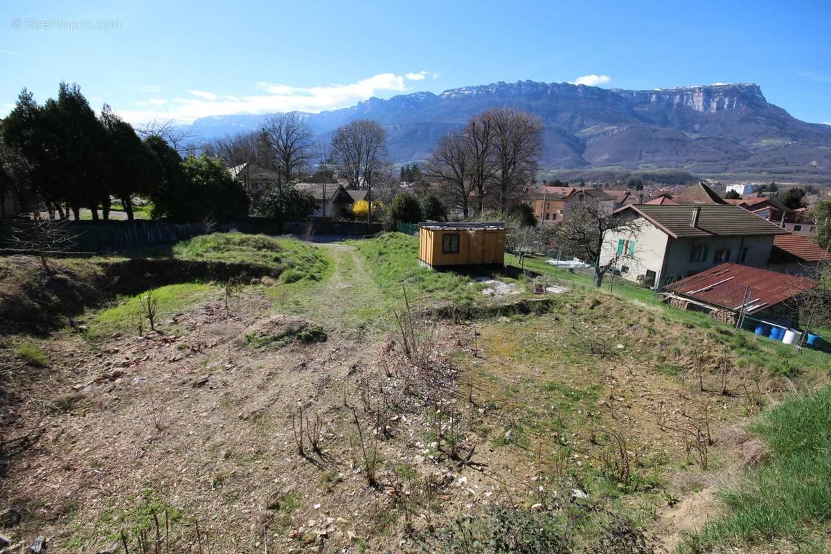 Terrain à PONTCHARRA