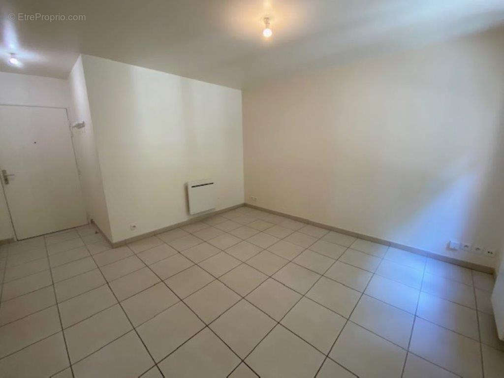 Appartement à EPERNON