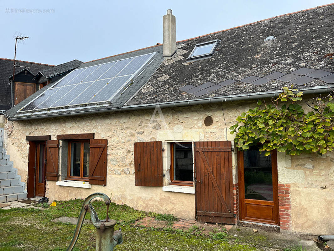 Maison à LONGUE-JUMELLES