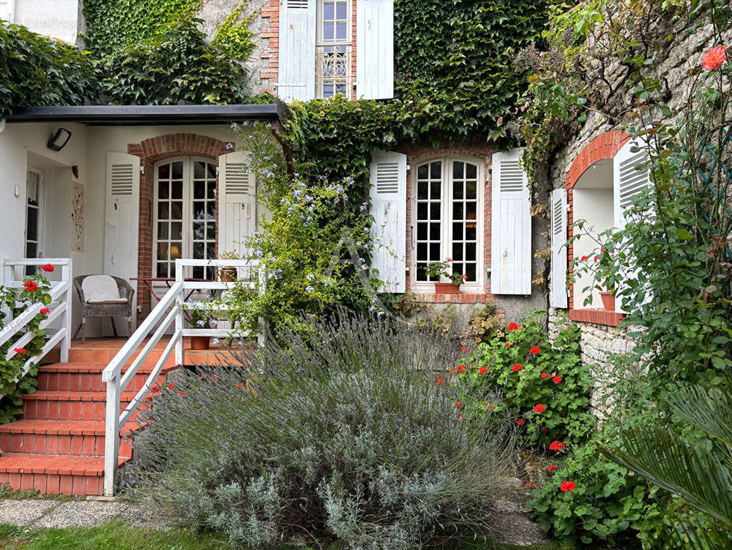 Maison à LONGEVILLE-SUR-MER