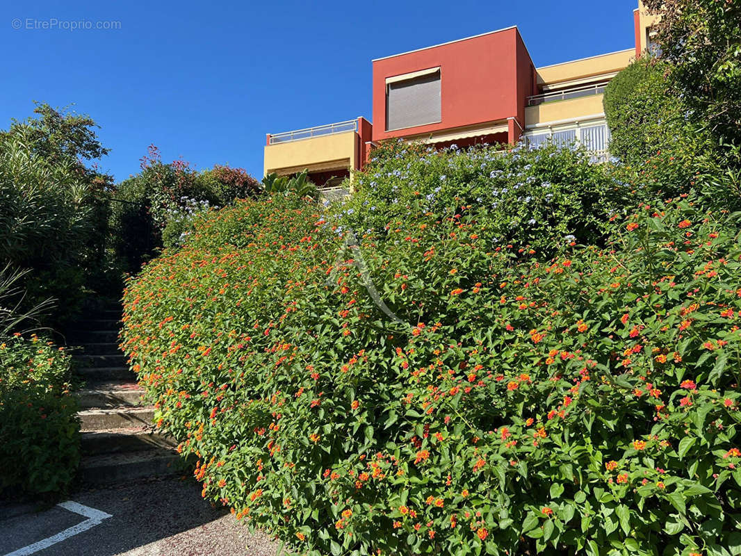 Appartement à VILLENEUVE-LOUBET